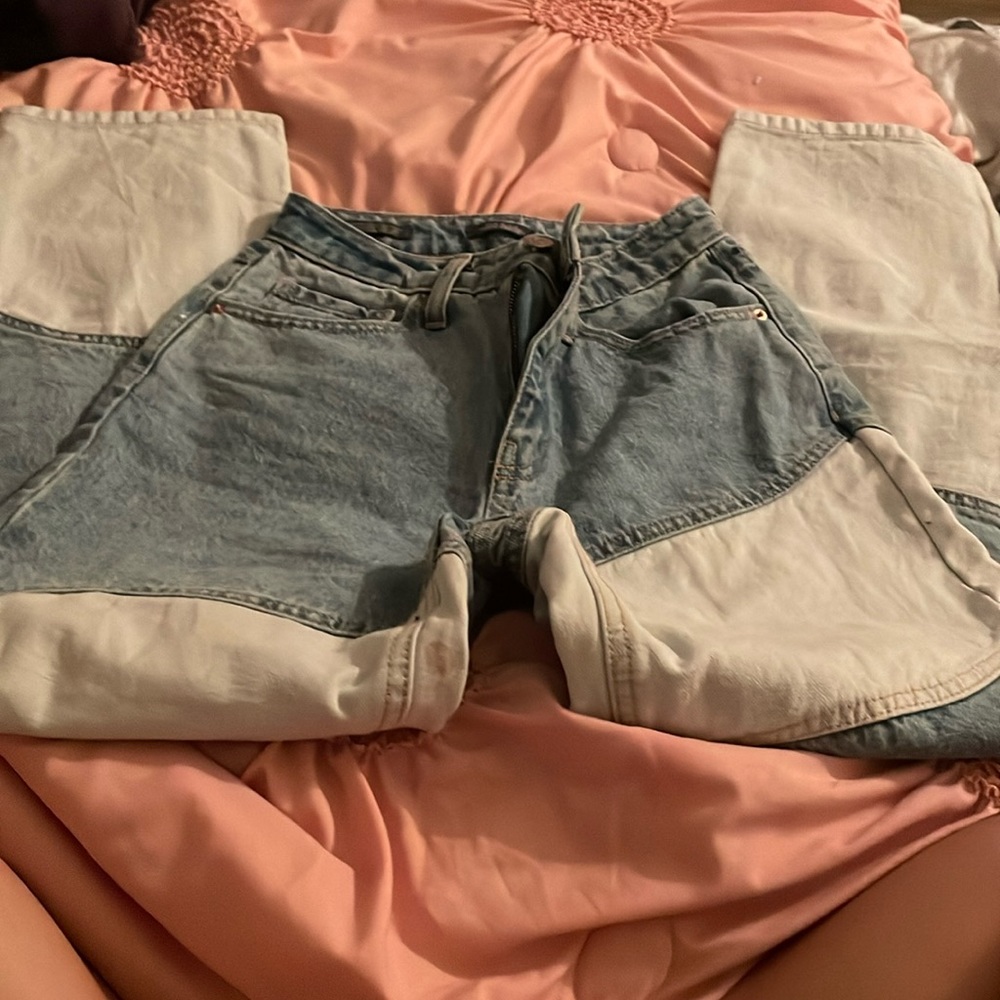 Light wash, Medium wash, wide leg